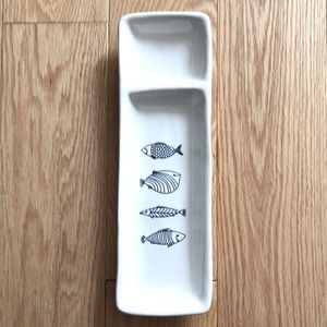 Sushi plate with lil’ fish design by Abbot